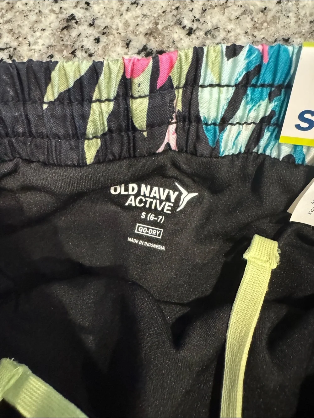Old Navy girl’s   Black Tropical Floral Lounge Shorts NWT